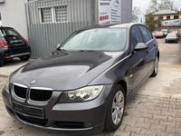 Gebraucht BMW 318 129 PS (94 kW) 2005 Grau Limousine