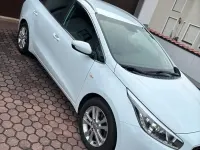 Occasion Kia Ceed 135 ch (99 kW) 2014 Blanc Citadine
