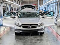 Gebraucht Mercedes E220 Avantgarde 194 PS (142 kW) 2020 Grau Kombi