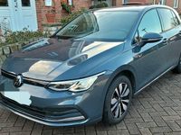 Gebraucht VW Golf VIII Move 131 PS (96 kW) 2024 Grau Limousine