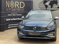 Gebraucht VW Passat Alltrack 200 PS (147 kW) 2022 Blau Kombi