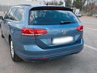 Gebraucht VW Passat Comfortline 150 PS (110 kW) 2015 Blau Kombi