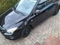 Gebraucht Hyundai i30 110 PS (80 kW) 2012 Schwarz Kleinwagen
