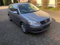 Gebraucht VW Polo 64 PS (47 kW) 2005 Grau Kleinwagen
