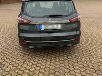 Gebraucht Ford S-MAX Titanium 189 PS (139 kW) 2017 Grün Van / Kleinbus