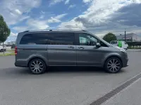 Gebraucht Mercedes V300 Avantgarde Edition 237 PS (174 kW) 2023 Grau Van / Kleinbus