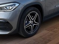 Gebraucht Mercedes GLA200 AMG 163 PS (119 kW) 2023 Grau SUV