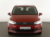 Gebraucht VW Touran Highline 150 PS (110 kW) 2022 Rot Van / Kleinbus