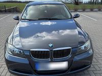 Gebraucht BMW 325 218 PS (160 kW) 2005 Grau Kombi
