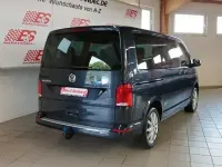 Gebraucht VW Multivan 150 PS (110 kW) 2021 Starlight blue Van / Kleinbus