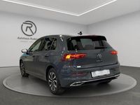 Gebraucht VW Golf VIII Active 150 PS (110 kW) 2022 Grau Limousine