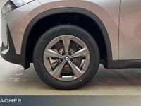 Neu BMW X1 156 PS (114 kW) 2025 Silber SUV