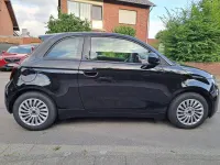 Gebraucht Fiat 500e Red 69 kW (95 PS) 2025 Schwarz Kleinwagen