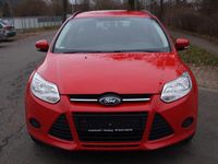 Gebraucht Ford Focus 116 PS (85 kW) 2011 Rot Limousine