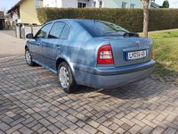 Gebraucht Skoda Octavia Ambiente 102 PS (75 kW) 2009 Grau Limousine