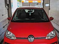 Używany VW up! move up! 68 KM (50 kW) 2016 Czerwony Hatchback