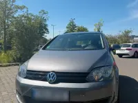 Second-hand VW Golf 105 CP (77 kW) 2010 Gri Monovolum