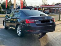 gebraucht Skoda Superb Style AUT*NAVI*LED*R-CAM*LEDER