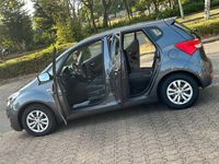 Gebraucht Hyundai ix20 Trend 90 PS (66 kW) 2016 Grau Kleinwagen