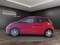 Gebraucht Toyota Aygo Play 69 PS (50 kW) 2018 Rot Kleinwagen