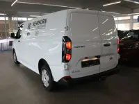 Gebraucht Ford Transit Custom Trend 136 PS (100 kW) 2025 Weiß Limousine