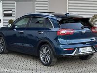 Gebraucht Kia Niro Spirit 141 PS (103 kW) 2017 Blau SUV