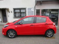 Gebraucht Toyota Yaris 72 PS (52 kW) 2019 Vulkanrot Limousine