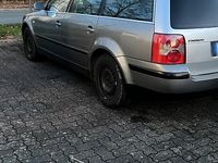 Gebraucht VW Passat 131 PS (96 kW) 2002 Silber Kombi
