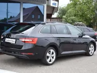 Gebraucht Skoda Superb Ambition 150 PS (110 kW) 2023 Schwarz Kombi