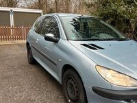 Gebraucht Peugeot 206 75 PS (55 kW) 2001 Grau Kleinwagen