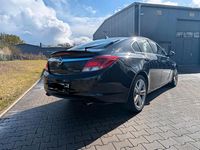 Gebraucht Opel Insignia 220 PS (161 kW) 2010 Schwarz Limousine
