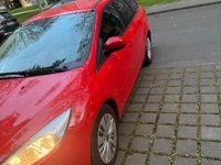 Second-hand Ford Focus 105 CP (77 kW) 2016 Roșu Break