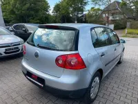 Gebraucht VW Golf IV 75 PS (55 kW) 2006 Reflexsilber metallic Limousine
