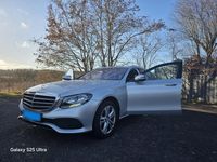 Gebraucht Mercedes E220 194 PS (142 kW) 2018 Grau Kombi