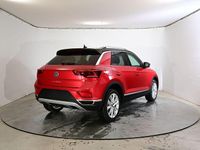 Neu VW T-Roc Style 150 PS (110 kW) 2026 Rot SUV