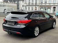 gebraucht Hyundai i40 i40cw 2.0 Automatik Premium