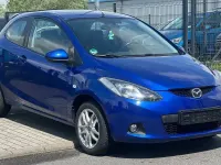 Gebraucht Mazda 2 Inclusive 75 PS (55 kW) 2010 Blau Kleinwagen