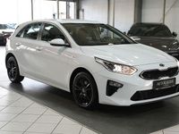 Gebraucht Kia Ceed Vision 136 PS (100 kW) 2020 Weiß Kleinwagen