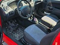 Gebraucht Ford Fiesta 60 PS (44 kW) 2006 Rot Kleinwagen