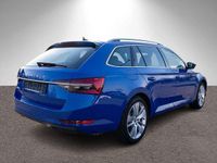 Gebraucht Skoda Superb Style 190 PS (139 kW) 2022 Energyblau Kombi