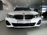 gebraucht BMW 320 d A xDrive Touring Allrad Sportpaket Navi digitales Cockpit LED El. Heckklappe 3-Zonen-Klimaautom. Klimaautom