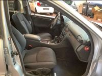 Gebraucht Mercedes C180 Elegance 143 PS (105 kW) 2003 Silber Limousine