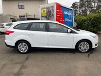 Gebraucht Ford Focus Business Edition 125 PS (91 kW) 2016 Weiß Limousine