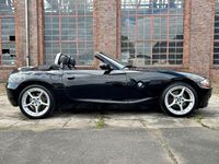 Second-hand BMW Z4 Performance 231 CP (169 kW) 2003 Negru Cabrio