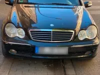 Gebraucht Mercedes C220 143 PS (105 kW) 2003 Schwarz Limousine