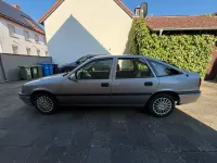 Gebraucht Opel Vectra Selection 71 PS (52 kW) 1995 Silber Limousine