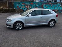 Gebraucht Audi A3 Ambiente 125 PS (91 kW) 2009 Weiß Kleinwagen