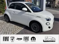 Gebraucht Fiat 500e 86 kW (118 PS) 2024 Arktis weiß Kleinwagen