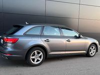 Gebraucht Audi A4 Comfort 150 PS (110 kW) 2019 Grau Kombi