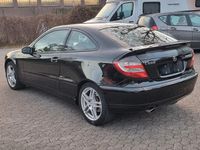 Gebraucht Mercedes C200 163 PS (119 kW) 2006 Schwarz Coupé